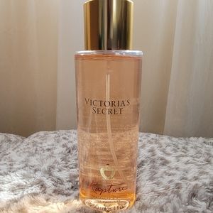 Victoria’s Secret Raptune fragrance Mist